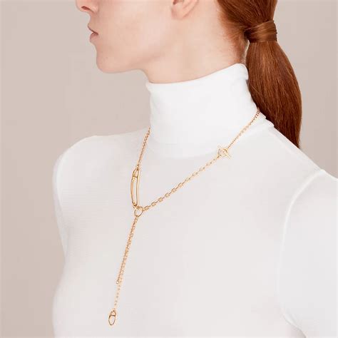 hermes lariat necklace.